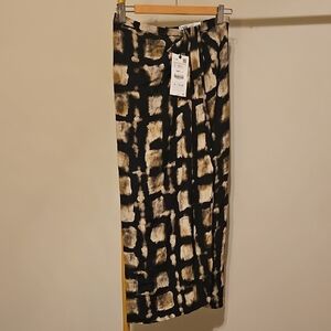 NWT Zara Print Skirt